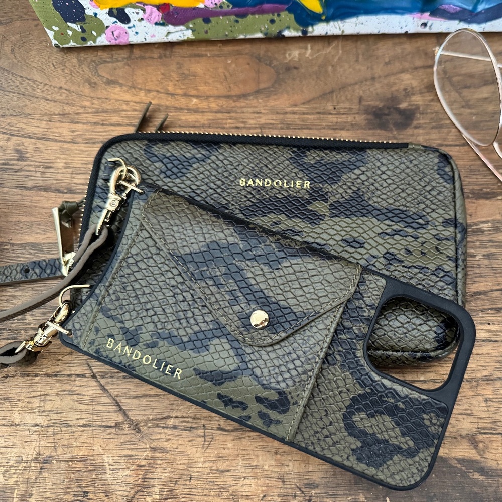 Bandolier Set With Strap Snake Leather Green Donna iPhone case 12 Pro Max